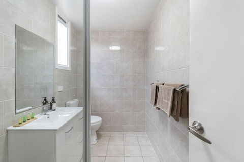 Royal Motel Tenterfield - Kingaroy Accommodation 2