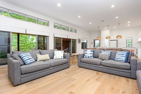 Russell Street Retreat - Kingaroy Accommodation 1