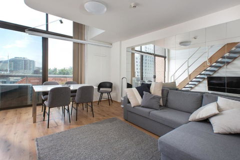 S203S - The Loft By Darling Harbour - Kingaroy Accommodation 0