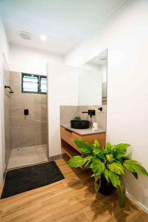 Safari Lodge - Kingaroy Accommodation 3