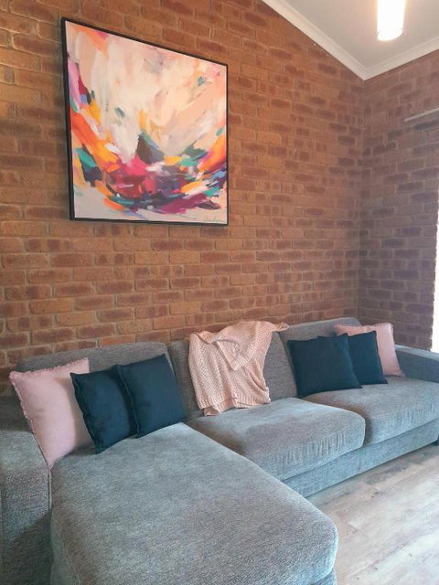 Sailz Villa 9 - Kingaroy Accommodation 3