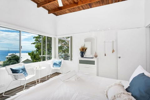 Sally Beach House With Ocean Views - Kingaroy Accommodation 1