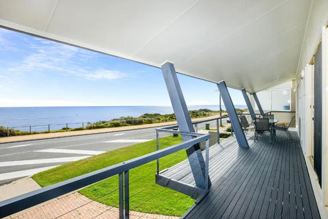 Salt - Aldinga Beach - C21 SouthCoast Holidays - Kingaroy Accommodation 1