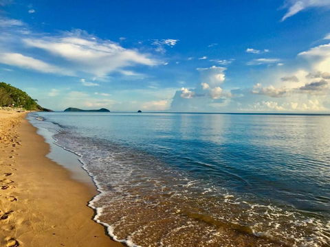Salt & Sand - Tropical Oasis Footsteps To Beach - Kingaroy Accommodation 3