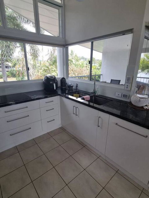 Salt On South - Beachfront Bliss - Kingaroy Accommodation 3