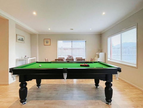 Saltwater Coast House By GoodLive - Kingaroy Accommodation 2