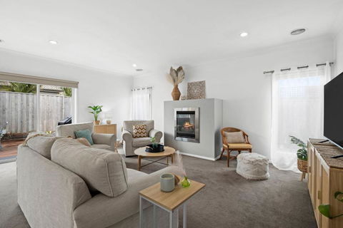 Salty Sage Beach House - Kingaroy Accommodation 0