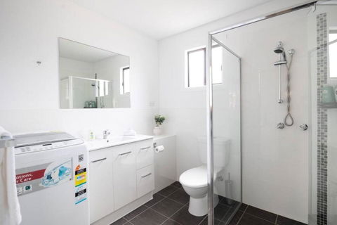 Salty Vibes - Kingaroy Accommodation 2