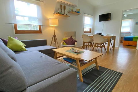 SALTYS AMITY POINT - Kingaroy Accommodation 2