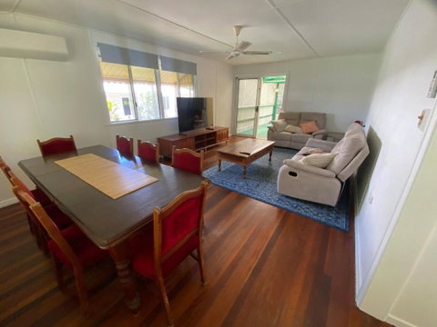 Samantha - Kingaroy Accommodation 0
