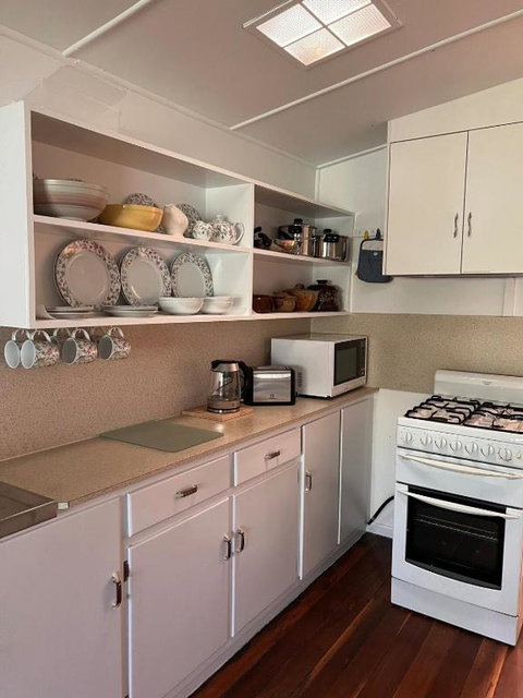 Samantha - Kingaroy Accommodation 1