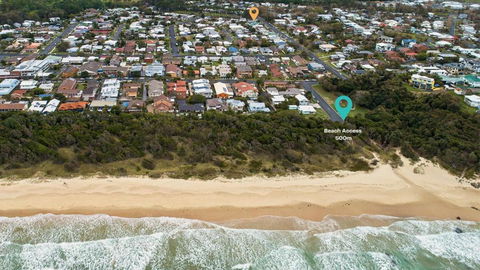Sand And Swell At Sawtell - Kingaroy Accommodation 1