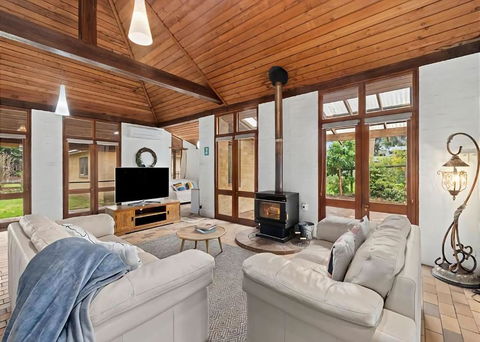 Sand At Broulee - Kingaroy Accommodation 3