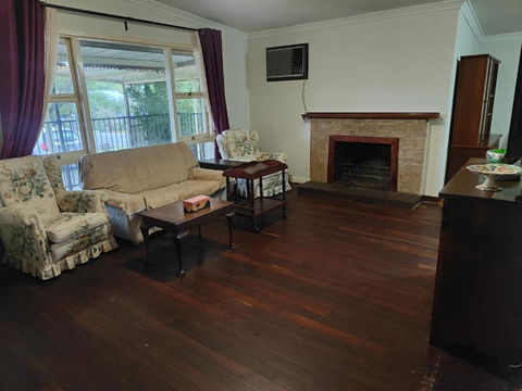 S&S Guest House - Kingaroy Accommodation 2