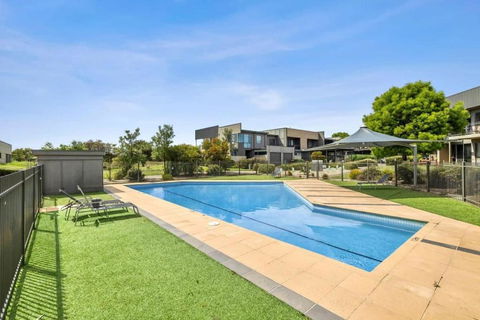 Sands Coastal Villa Close To Pool, Beach And Golf - Kingaroy Accommodation 2