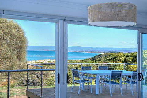 Sandbar Beach House - Kingaroy Accommodation 0