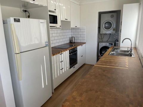 Sandpebbles 1 Pebbly Beach - Kingaroy Accommodation 1