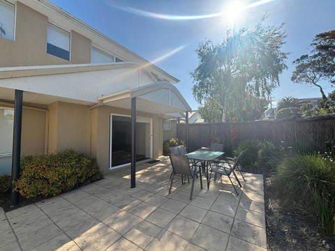 Sandpiper 10 - Close To Town And Beach - Kingaroy Accommodation 1