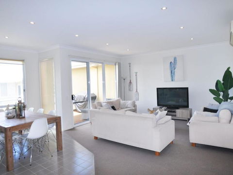 Sandpiper 3 - Close To Town And Beach - Kingaroy Accommodation 1