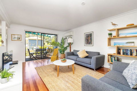 Sandpiper, Hyams Beach - Kingaroy Accommodation 0