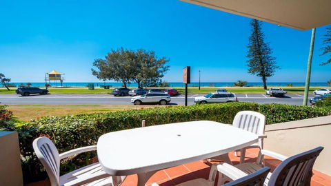 Sandrift Beachfront Apartments - Kingaroy Accommodation 3