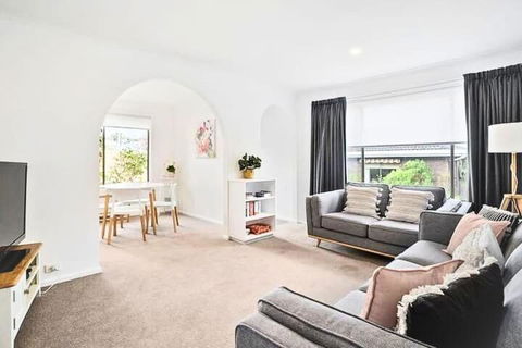 Sandy Bay Cozy Cottage Close To CBD - Kingaroy Accommodation 0