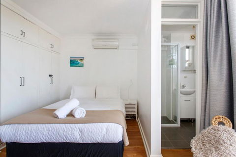 Seaside Studio Apartment - North Fremantle - Kingaroy Accommodation 3