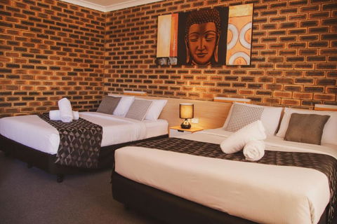 Squatters Homestead Motel - Kingaroy Accommodation 3