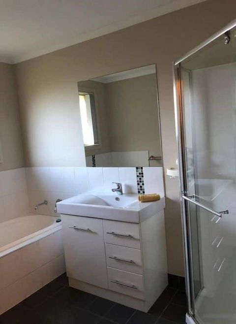 Summer Breeze - Kingaroy Accommodation 2
