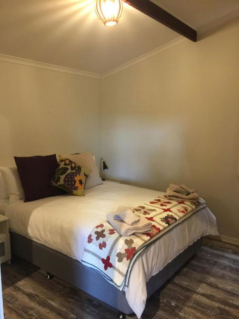 TajMaBarn Fullcircle Farm 6 Roundhill Rd WILTON - Kingaroy Accommodation 1