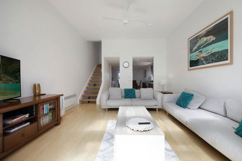 THE BAY - Luxury Accommodation By The Sea - Kingaroy Accommodation 1
