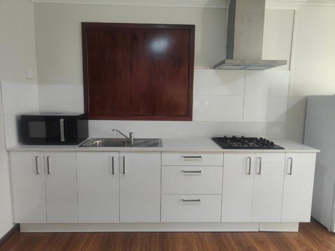 The Cozy Little House - Kingaroy Accommodation 2