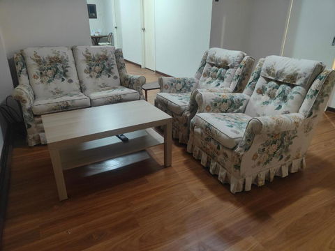 The Cozy Little House - Kingaroy Accommodation 1