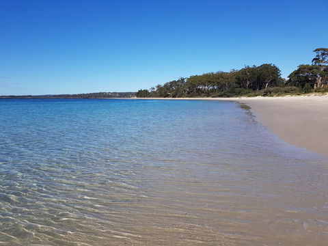 Beachside Husky - Waterfront - Kingaroy Accommodation 1