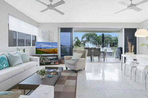 Beachside Vibes, Sunshine Beach - Kingaroy Accommodation 1