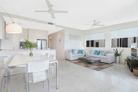 Beachside Vibes, Sunshine Beach - Kingaroy Accommodation 3