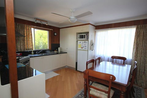 BEACHVIEW - 14 Second Ave , Bonny Hills - Kingaroy Accommodation 1