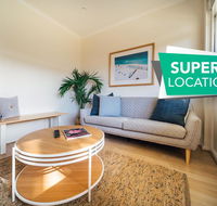 Beachy Keen on Moseley - Wifi - Netflix - Pool - Spa - Kingaroy Accommodation