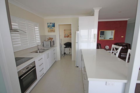 Beacon Heights Coffs Jetty - Kingaroy Accommodation 2