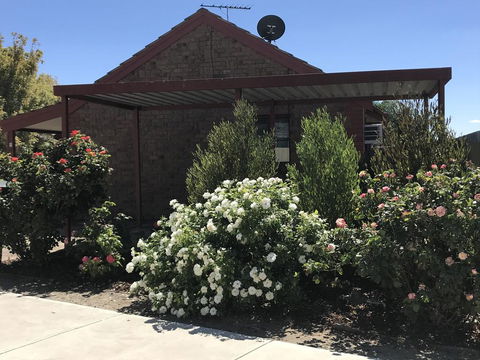 Beatty Cottage - Kingaroy Accommodation 0