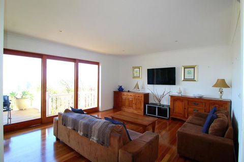 Beau Soleil, 28 East Street - Kingaroy Accommodation 2