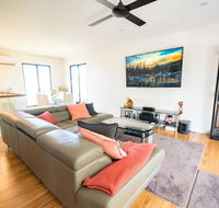 Beautiful Modern Luxury - Kingaroy Accommodation