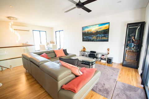Beautiful Modern Luxury - Kingaroy Accommodation 0