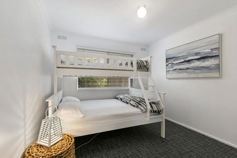 BEAUTY AND THE PEACE - INLET SIDE - Kingaroy Accommodation 1