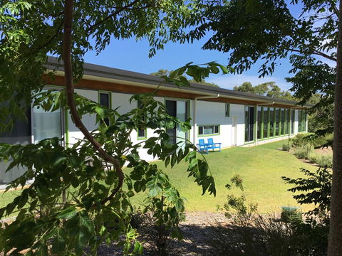 Bed + Bauhaus - Kingaroy Accommodation 2