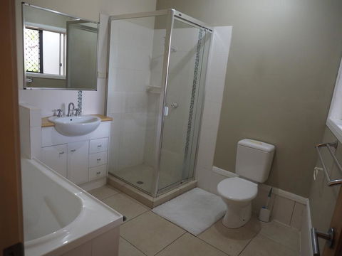 Bed And Breakfast With Airport Transfers And Rental Car - Kingaroy Accommodation 2