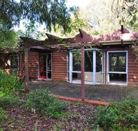 BEECHWOOD - SURF SIDE - Kingaroy Accommodation