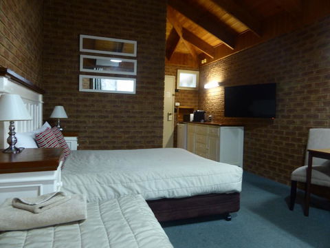 Beechworth Carriage Motor Inn - Kingaroy Accommodation 2