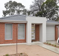 Beischer Apt A - Kingaroy Accommodation