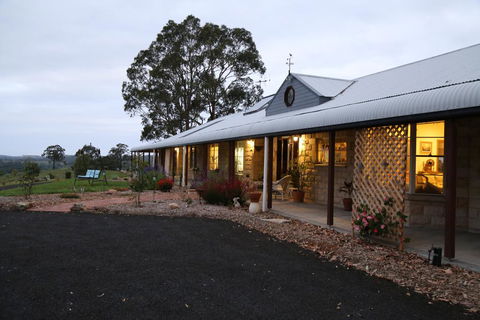 BellbirdHill Bed & Breakfast - Kingaroy Accommodation 0